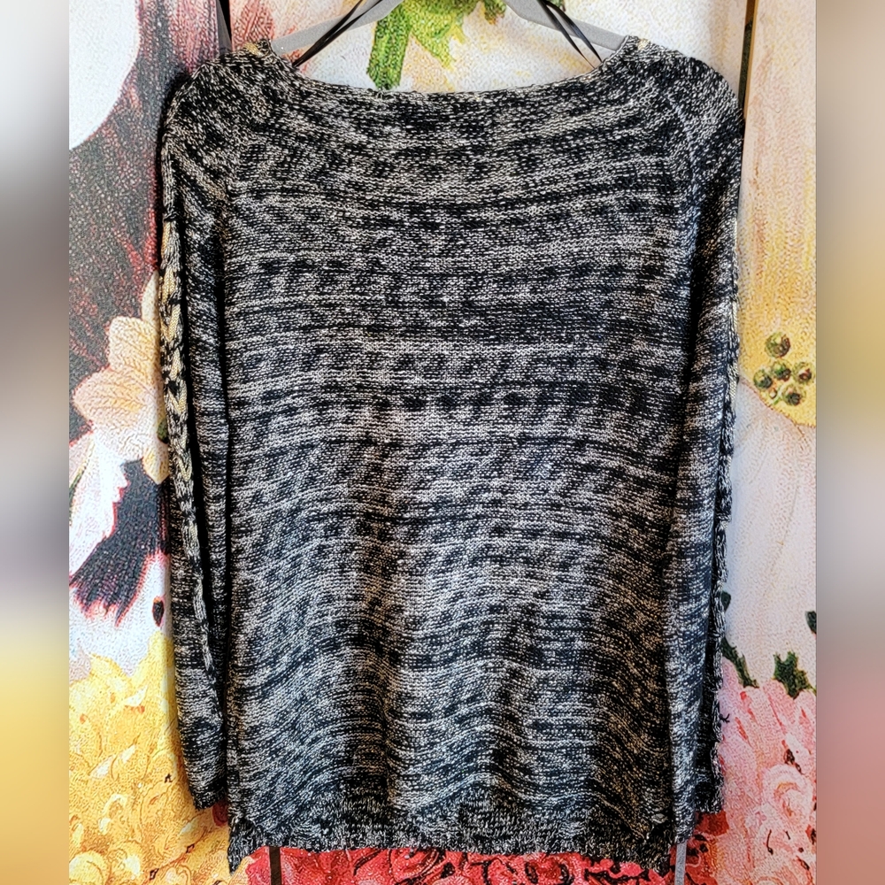 S-Twelve Sweater - Picture 8 of 9